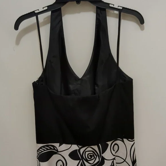 Liz Claiborne dress Size 12. New never worn with no tag. - Picture 2 of 4